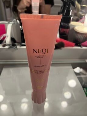 Professional Hair Care Instant Treatment - Pink